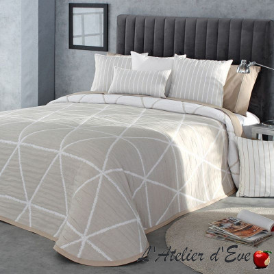 classic or Marti Reig fantasy design, bedspread,