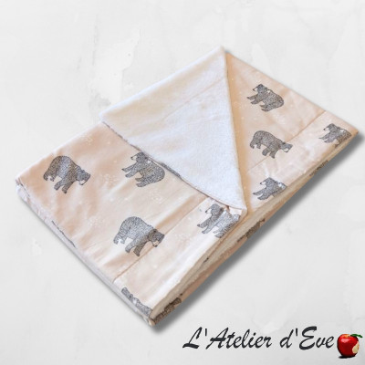 joli-couverture-enfant-tissu-polaire-motif-ours-fabrication-polaire